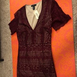 Short sleeve lace dress